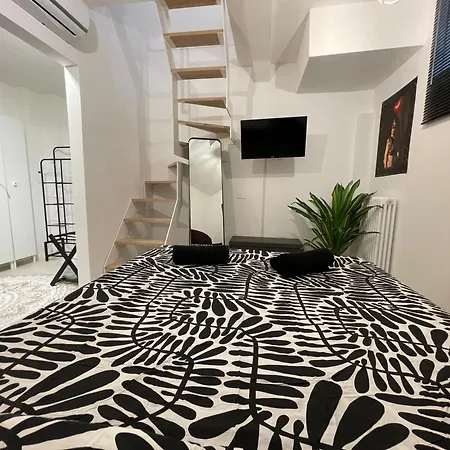 Quartiere Nolo Stupendo Bilocale Su 2 Livelli Wifi Superveloce Gratis 公寓 *