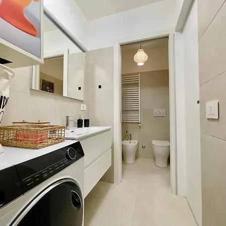Quartiere Nolo Stupendo Bilocale Su 2 Livelli Wifi Superveloce Gratis
